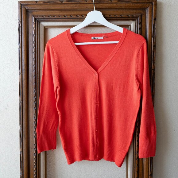 MAK Cardigan Sz L Peach Orange 3/4 Sleeve Button Up VNeck Sweater - Picture 2 of 7